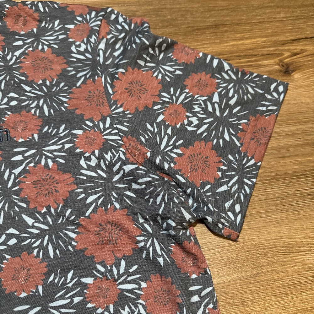 Travis Mathew Mens XL Scenic Pass Polo Shirt Floral Heater Series Casual Stretch - Picture 4 of 11